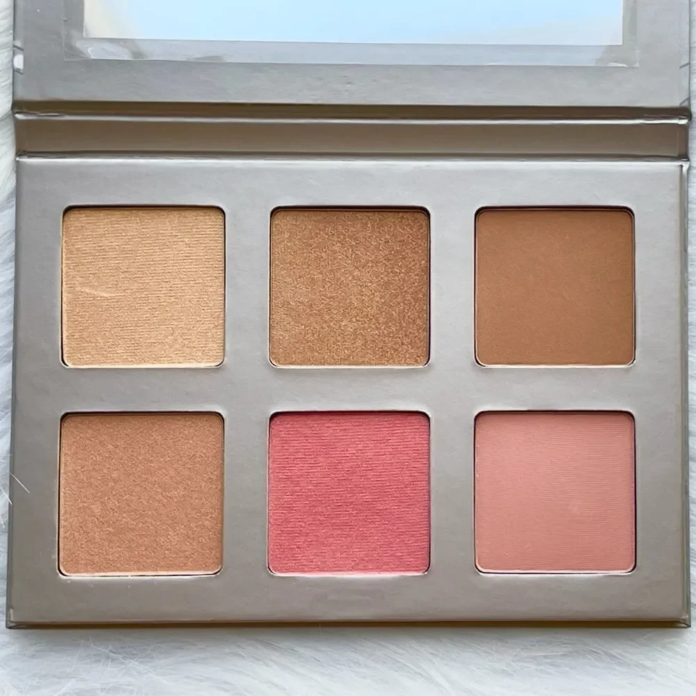 Iconic London Blaze Chaser Face Palette Full Size‎